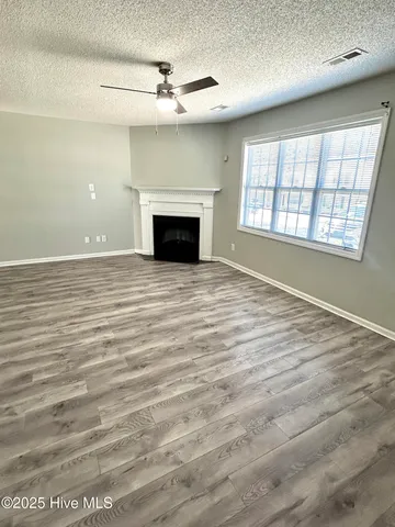 $1,400 | 890 Spring Forest Road, Unit I8, Greenville, NC 27834