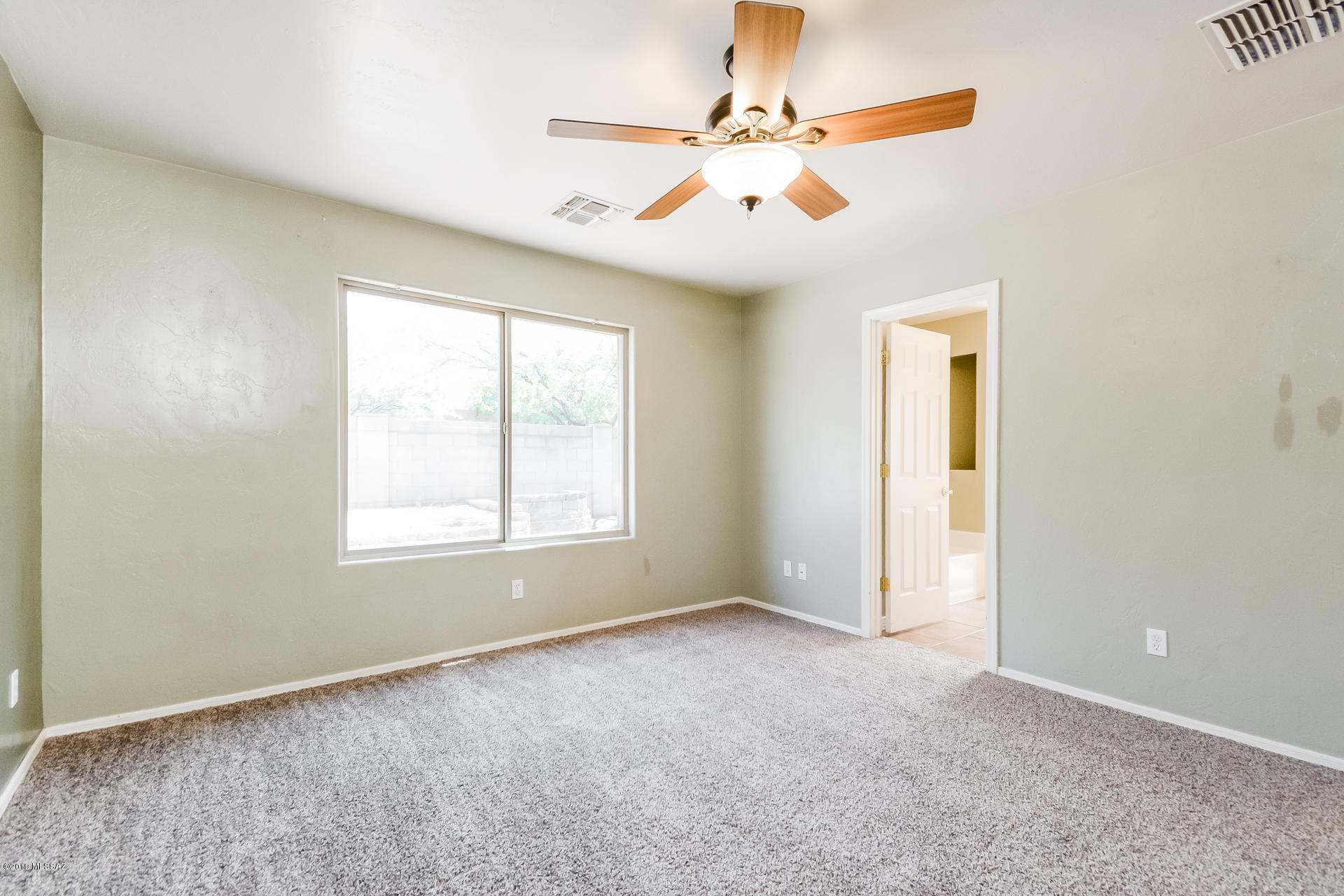 8353 South Bainbridge Road Tucson, AZ 85747 - Photo 13 of 24