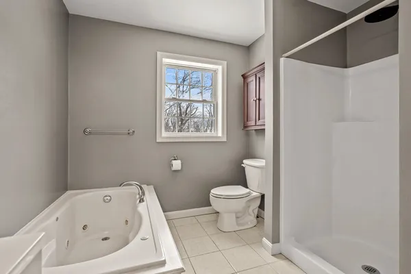 $750,000 | 401 Wallace Road, Goffstown, NH 03045
