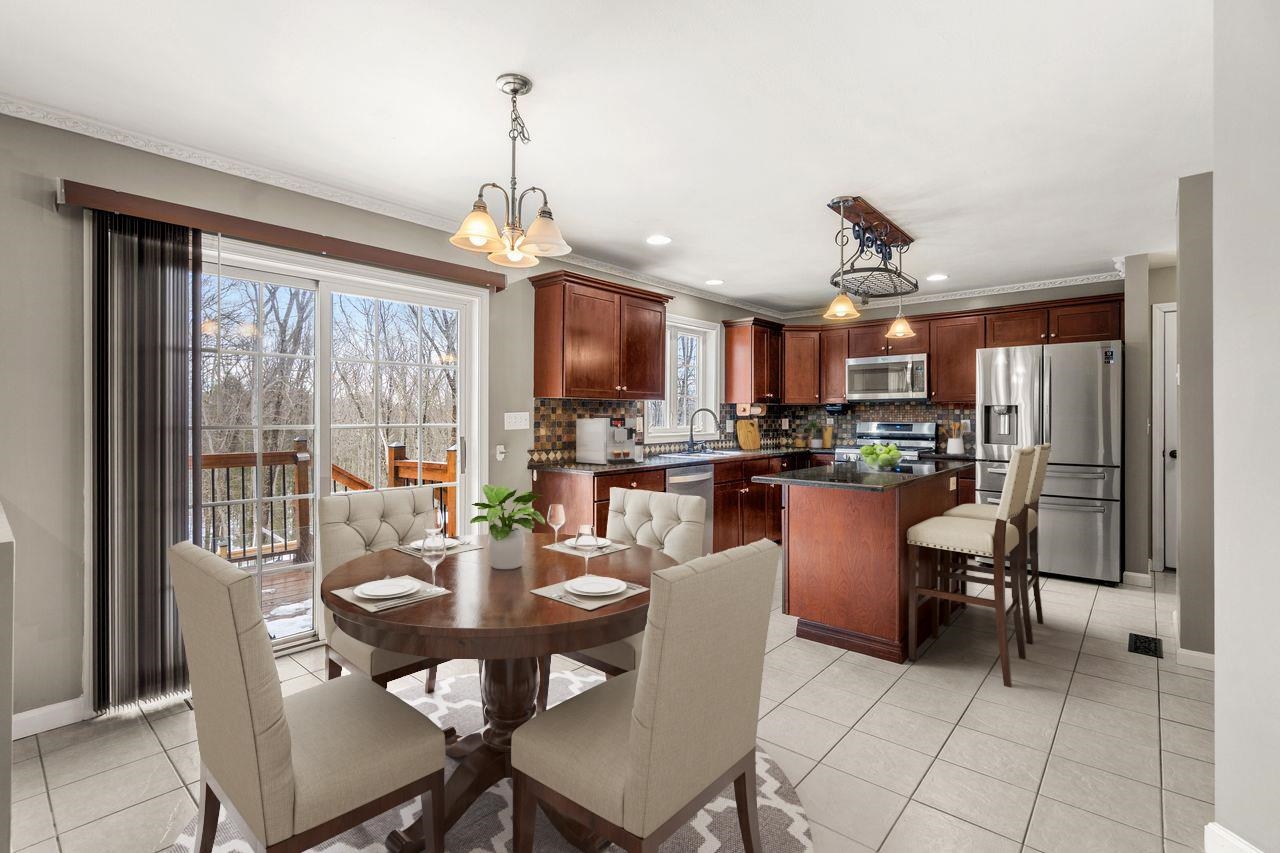 401 Wallace Road Goffstown, NH 03045 - Photo 3 of 25