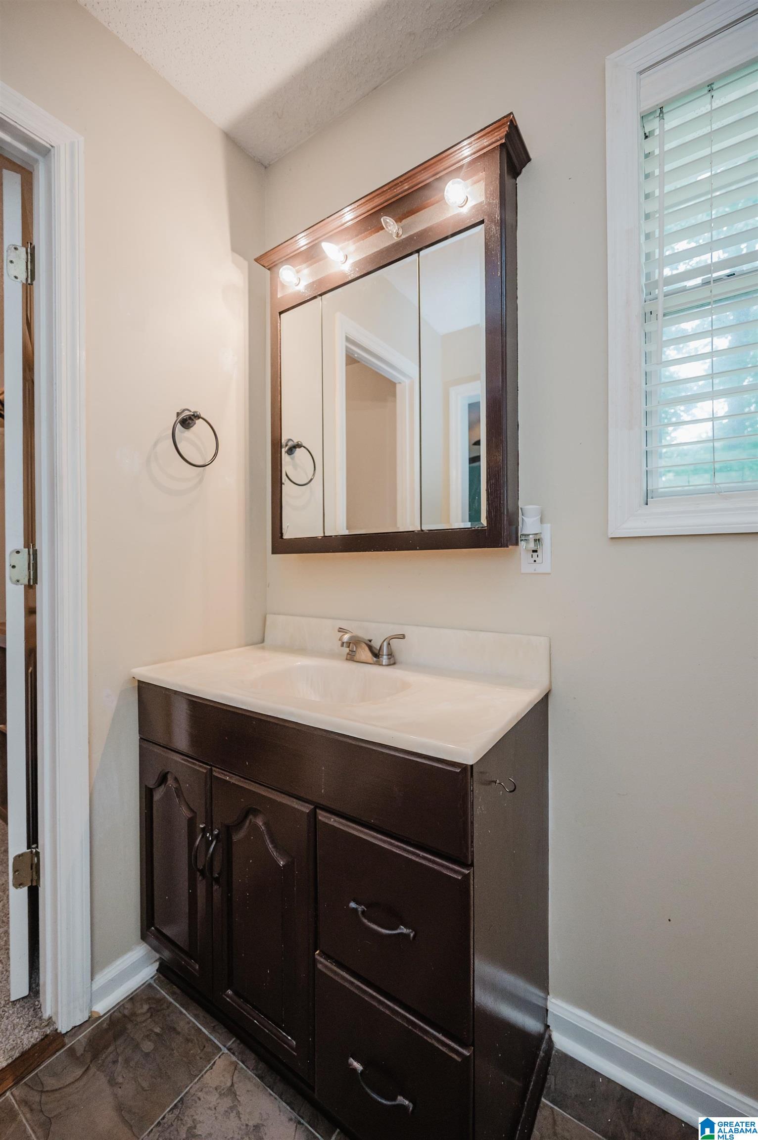 181 Ridge Trail Warrior, AL 35180 - Photo 20 of 35 Gallery Image 20