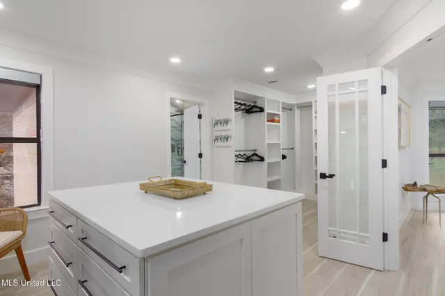 $1,249,000 | 73 Baracuda Drive, Hattiesburg, MS 39402