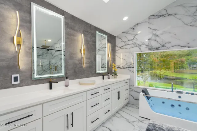 $1,249,000 | 73 Baracuda Drive, Hattiesburg, MS 39402