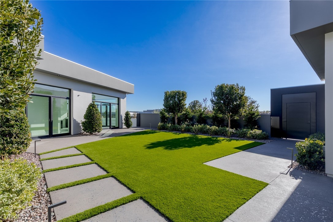 58 Crested Cloud Way Las Vegas, NV 89135 - Photo 6 of 50