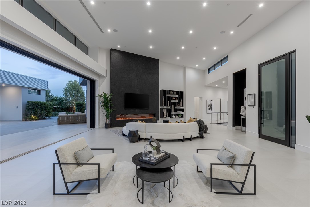 58 Crested Cloud Way Las Vegas, NV 89135 - Photo 9 of 50