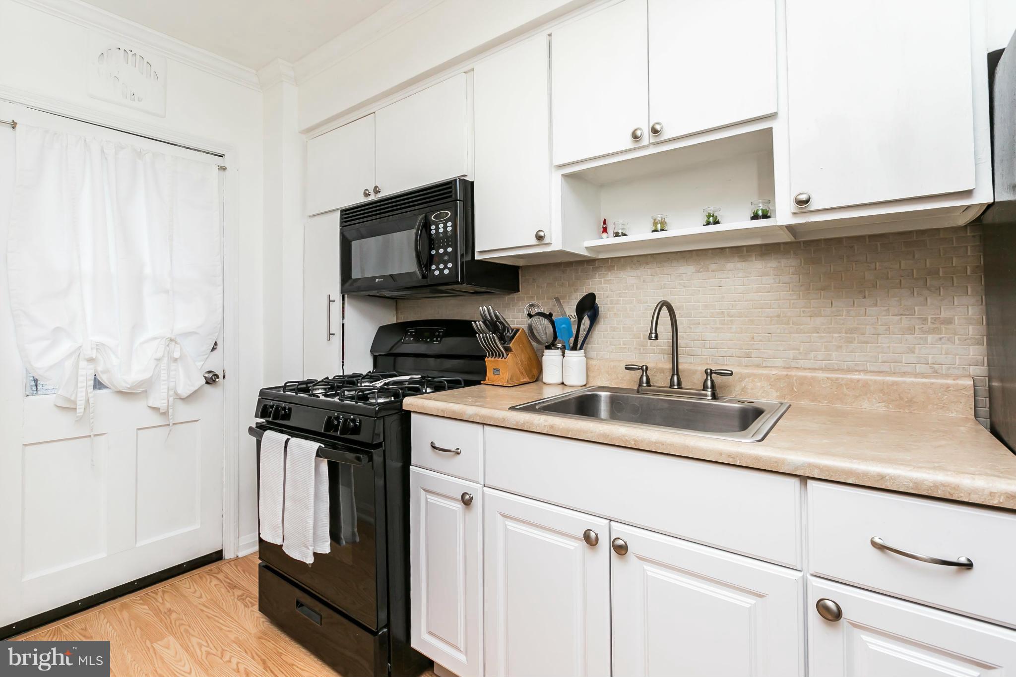 6816 Conley Street Baltimore, MD 21224 - Photo 9 of 23 Kitchen