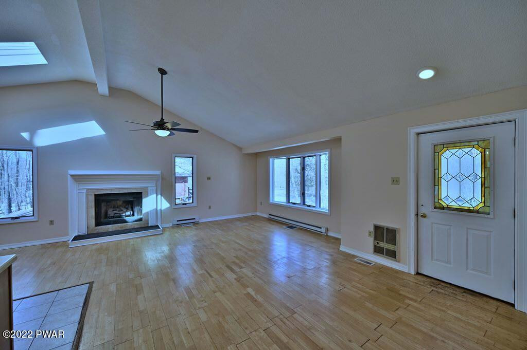 308 North Northgate Road Lake Ariel, PA 18436 - Photo 4 of 54