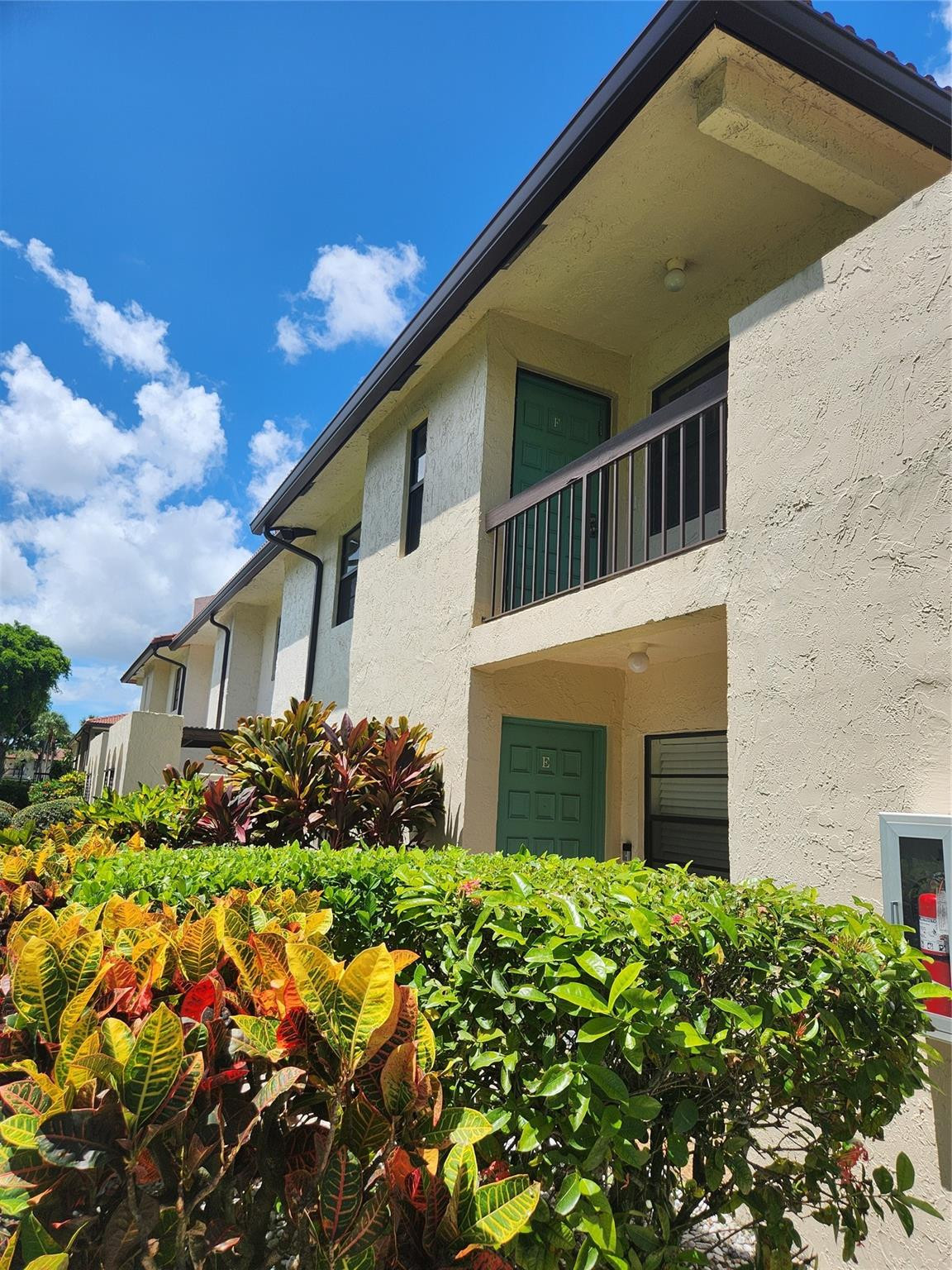 21691 Cypress Road, Unit 16F Boca Raton, FL 33433 - Photo 2 of 30 front of buildng