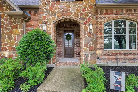 $760,000 | 1366 Foster Street, Lantana, TX 76226