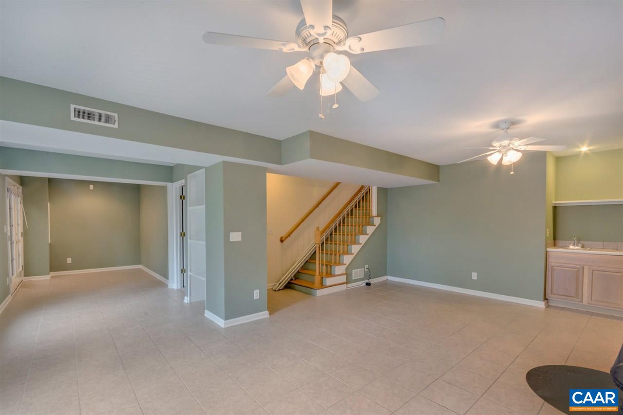 380 Chapel Road Ruckersville, VA 22968 - Photo 18 of 25 a view of an empty room