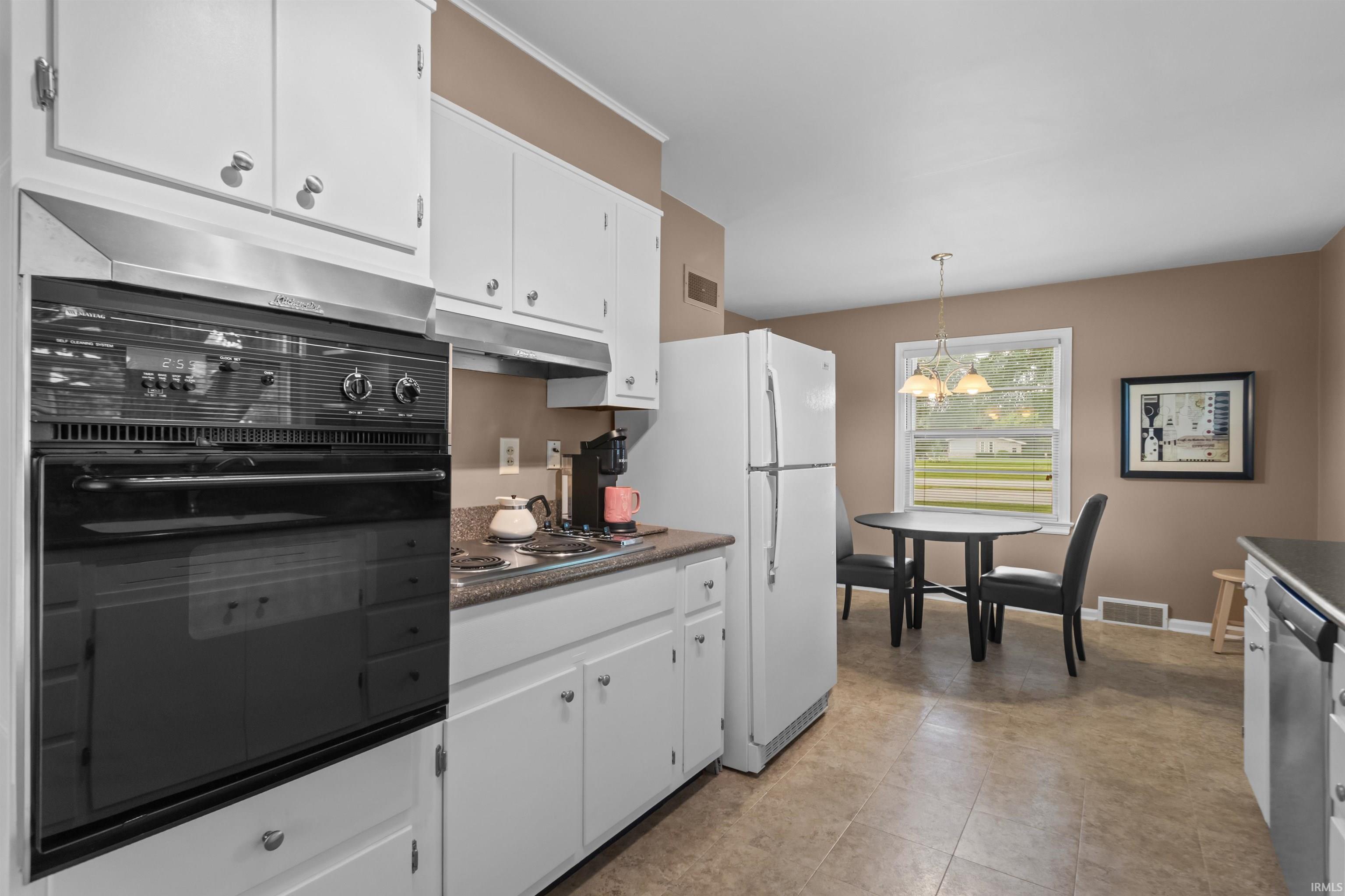 3041 South Reed Road Kokomo, IN 46902 - Photo 17 of 31
