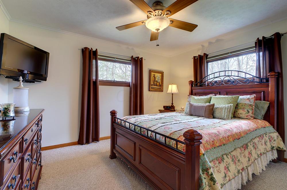 1600 Cole Road Columbus, OH 43228 - Photo 16 of 31 Gallery Image 16