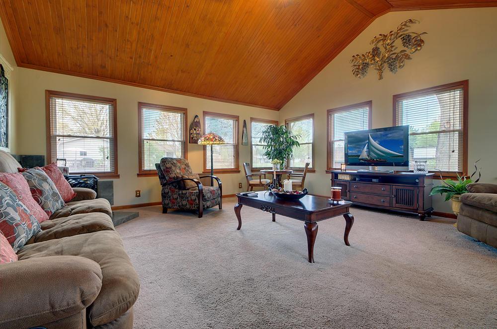 1600 Cole Road Columbus, OH 43228 - Photo 5 of 31 Gallery Image 5