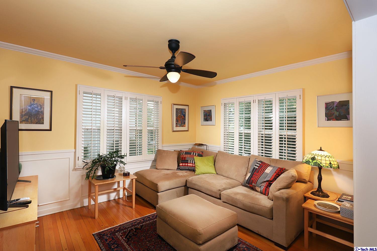 2011 West Kenneth Road Glendale, CA 91201 - Photo 15 of 32 Gallery Image 15