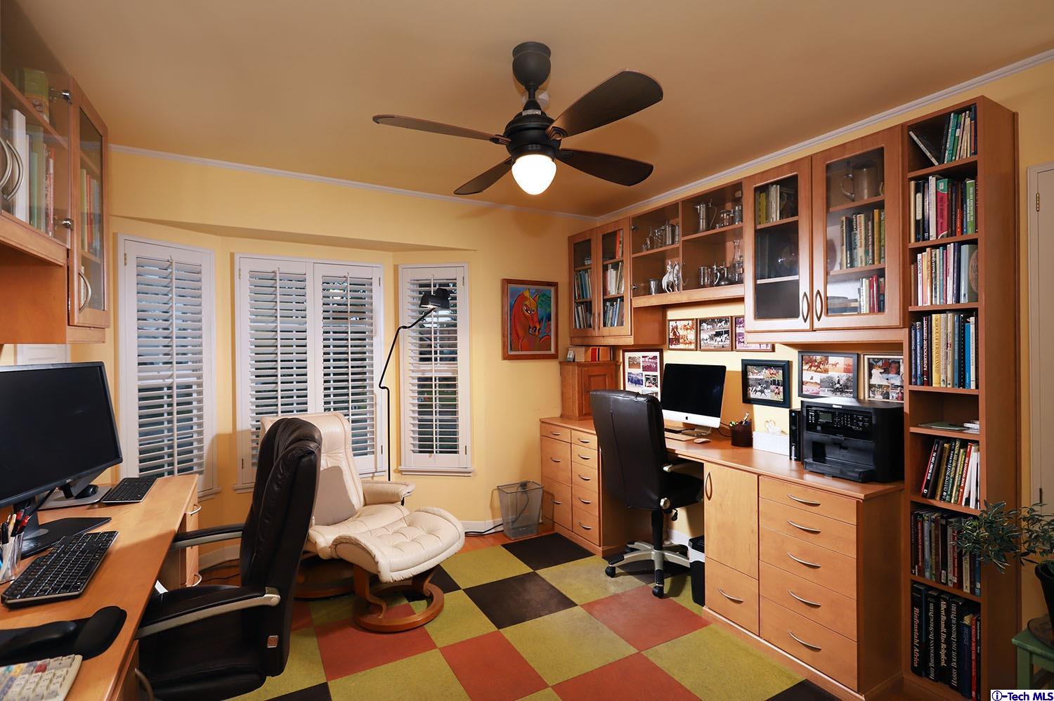 2011 West Kenneth Road Glendale, CA 91201 - Photo 19 of 32 Gallery Image 19