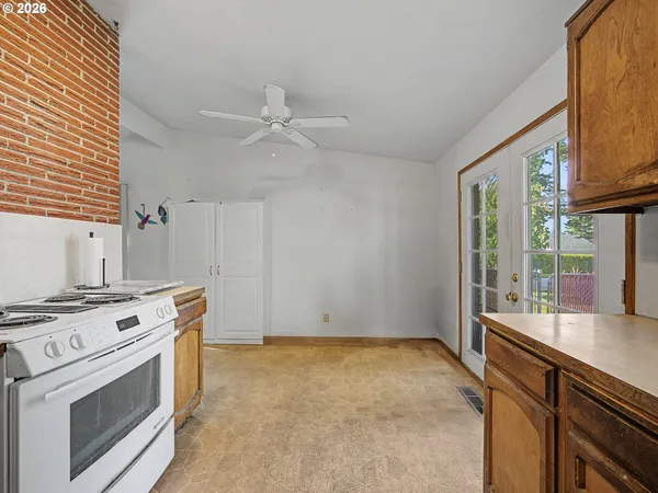 $445,000 | 1620 Northeast 201st Avenue, Fairview, OR 97024