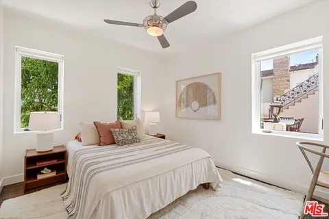 $3,995,000 | 2700 Glendower Avenue, Los Angeles, CA 90027