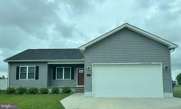 $370,000 | 151 Walnut Street, Felton, DE 19943