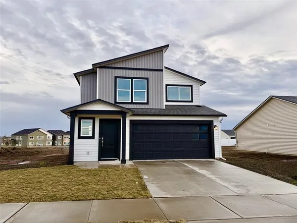 $380,995 | 13427 West Crosswinds Avenue, Airway Heights, WA 99001