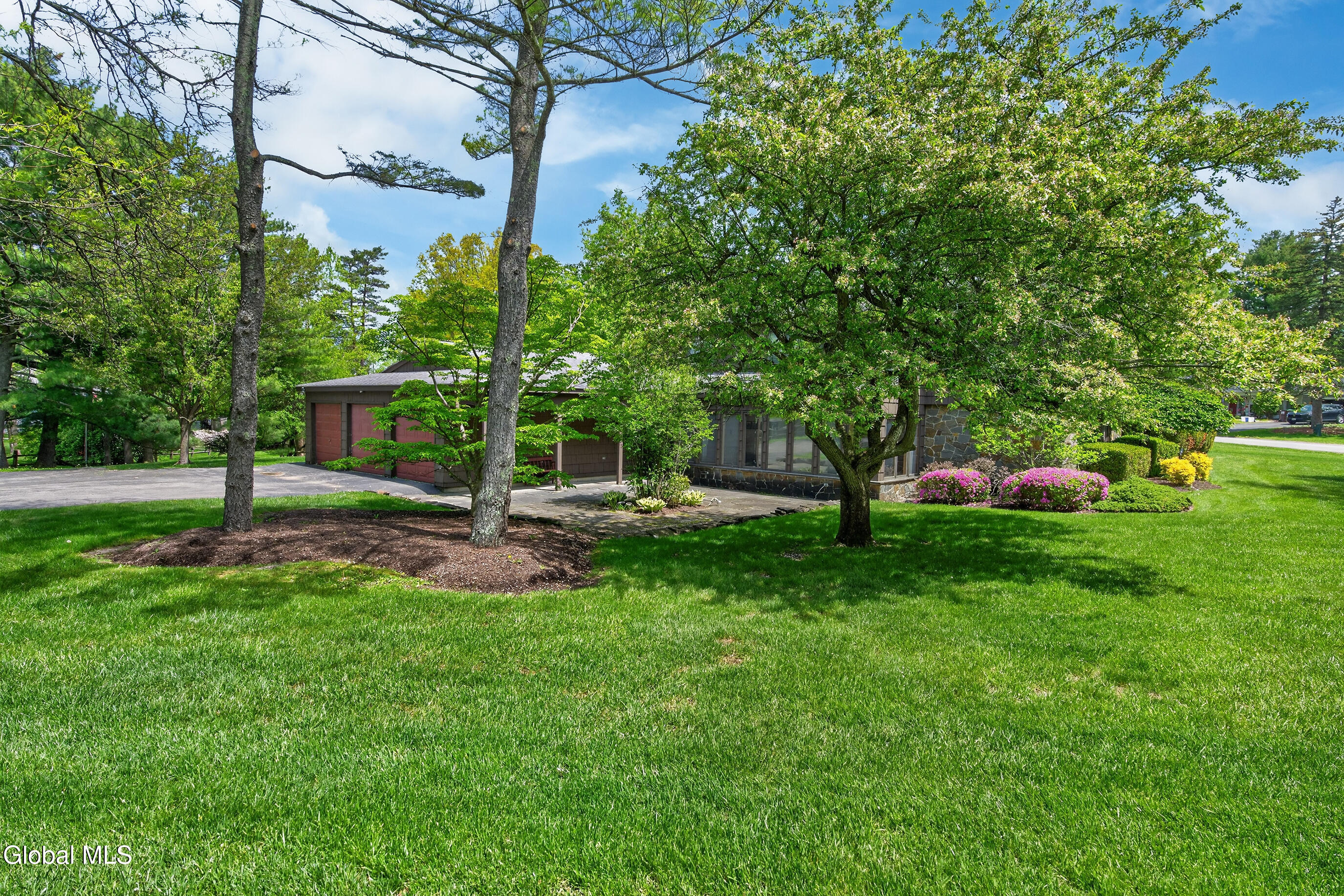 1283 Hawthorn Road Niskayuna, NY 12309 - Photo 55 of 63 005-1283-Hawthorn-Road-Niskayuna-NY-1230