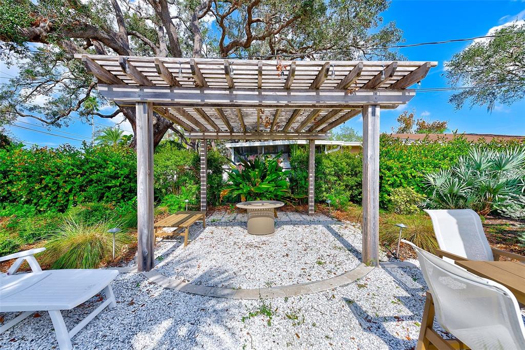 661 Ridge Road Southwest Largo, FL 33770 - Photo 36 of 50 Gallery Image 36