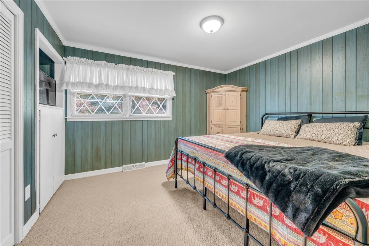 675 Bible Crossing Road Winchester, TN 37398 - Photo 26 of 35 a bedroom with a bed and a window