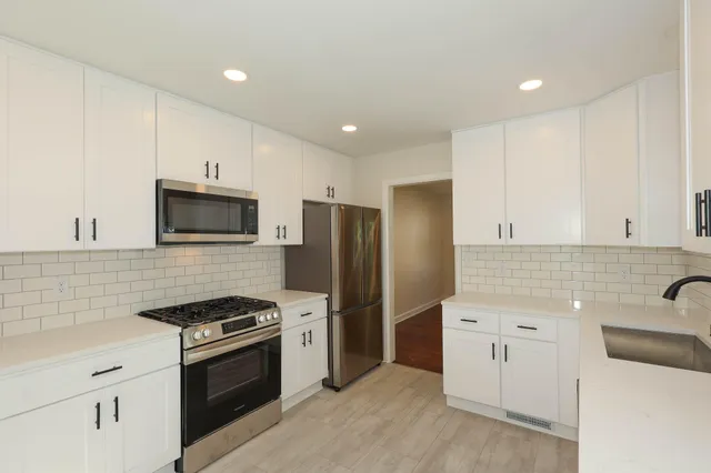 $269,900 | 2433 South 74th Street, West Allis, WI 53219