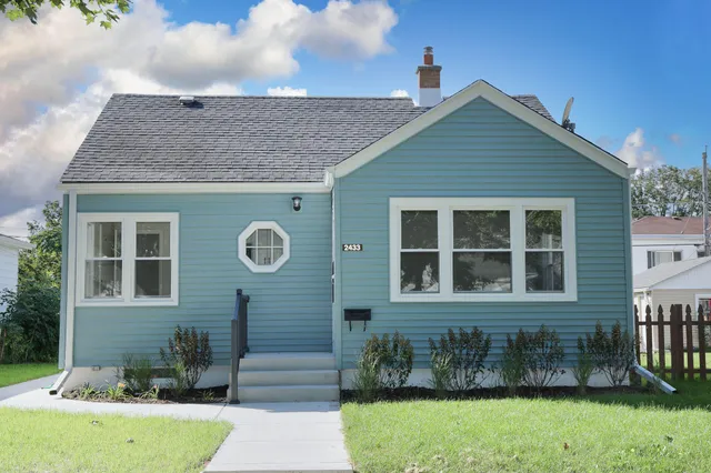 $269,900 | 2433 South 74th Street, West Allis, WI 53219