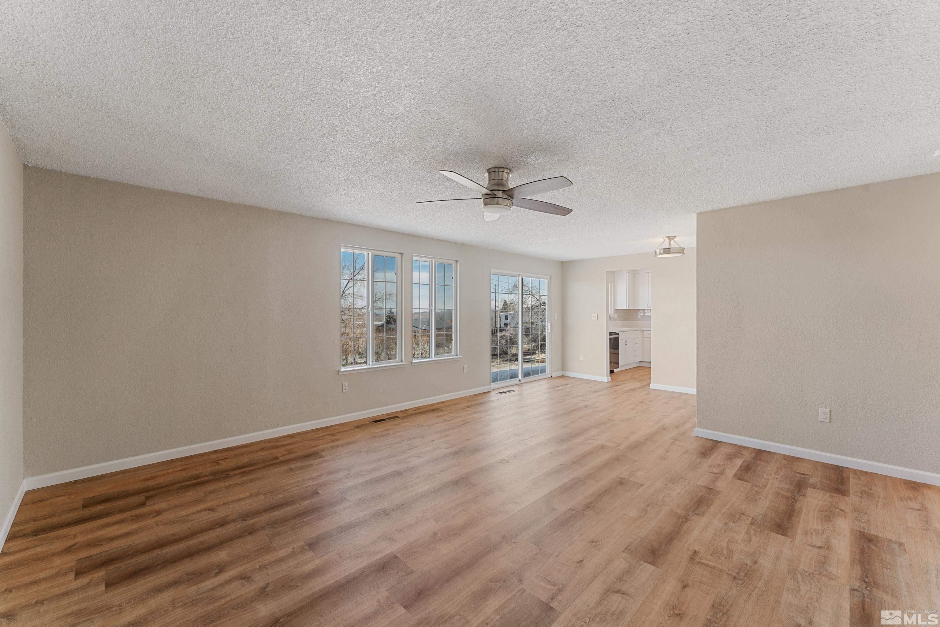 8115 Seneca Drive Reno, NV 89506 - Photo 4 of 40 Photo 4