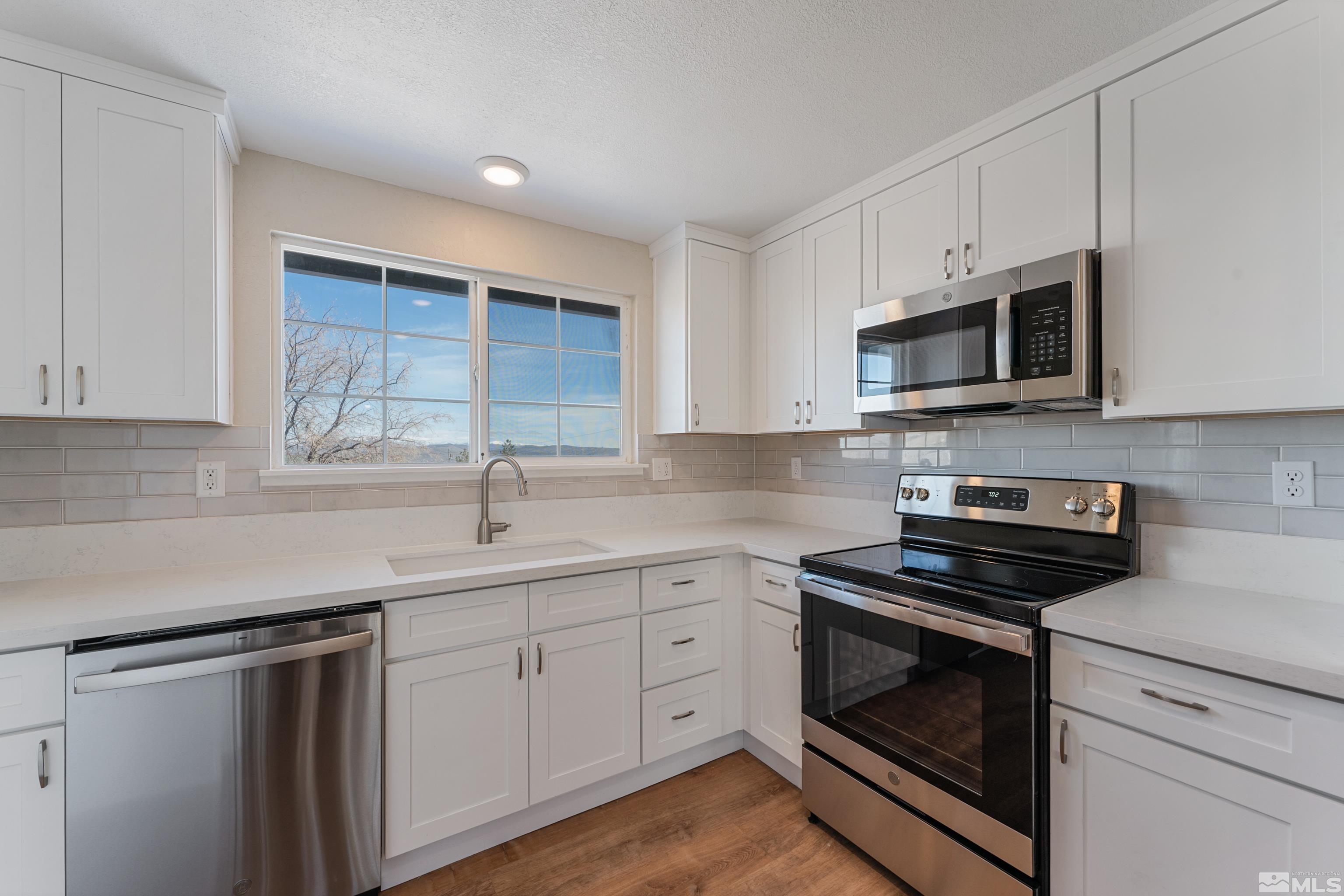 8115 Seneca Drive Reno, NV 89506 - Photo 9 of 40 Photo 9