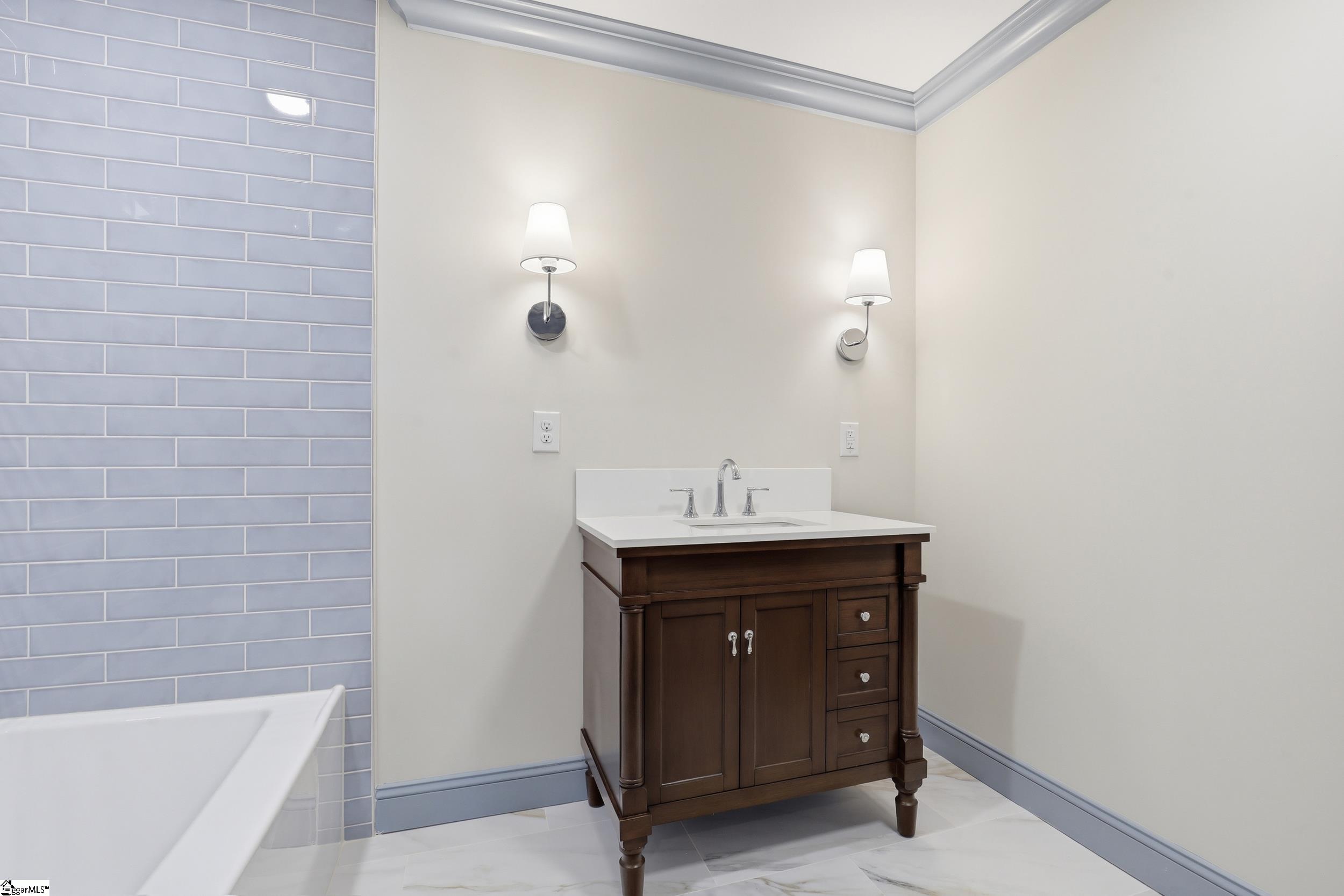 4 Wembley Road Greenville, SC 29607 - Photo 28 of 41 Gallery Image 28