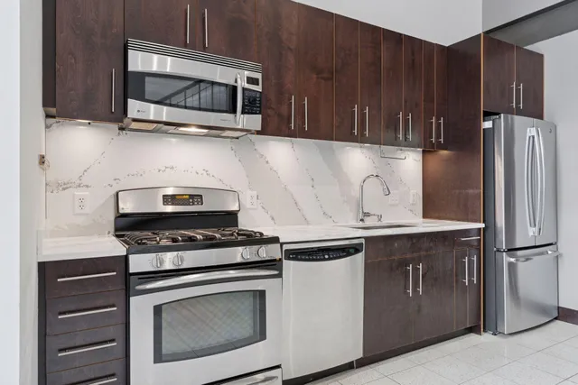 $250,000 | 214 4th Street East, Unit 103, St. Paul, MN 55101