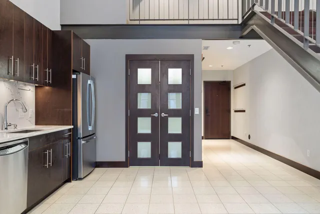 $250,000 | 214 4th Street East, Unit 103, St. Paul, MN 55101