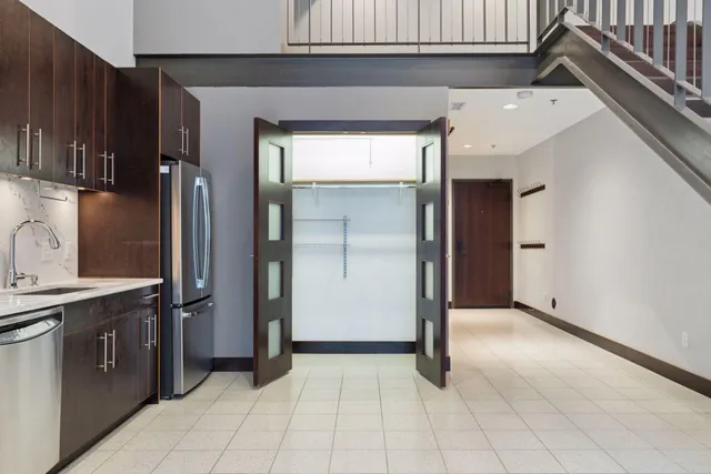 $250,000 | 214 4th Street East, Unit 103, St. Paul, MN 55101