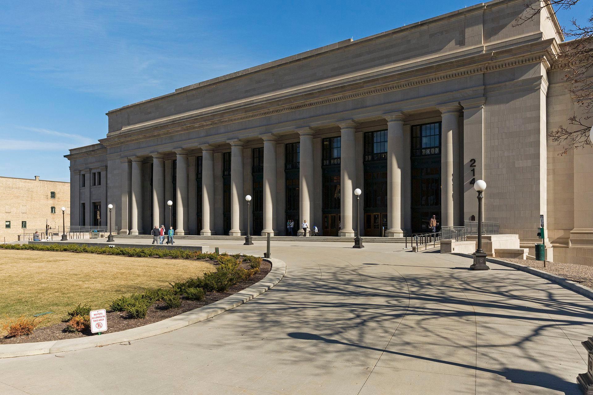 214 4th Street East, Unit 103 St. Paul, MN 55101 - Photo 2 of 57