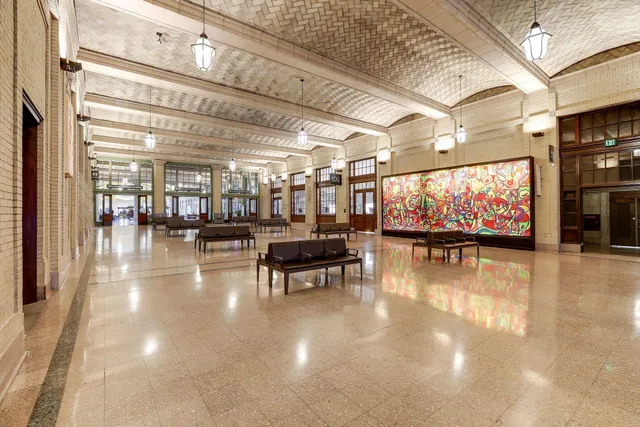 $250,000 | 214 4th Street East, Unit 103, St. Paul, MN 55101