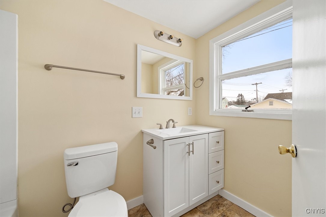 546 Stone Street Oneida, NY 13421 - Photo 16 of 38