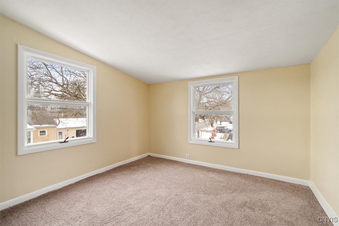 546 Stone Street Oneida, NY 13421 - Photo 19 of 38