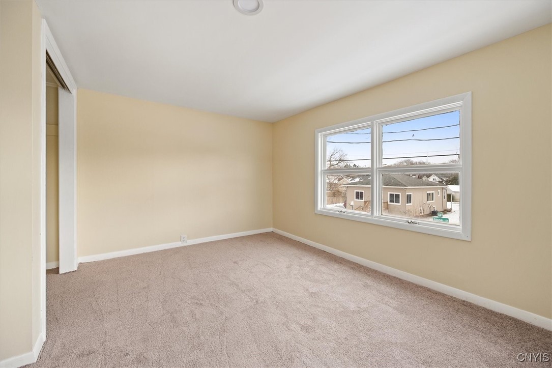 546 Stone Street Oneida, NY 13421 - Photo 33 of 38