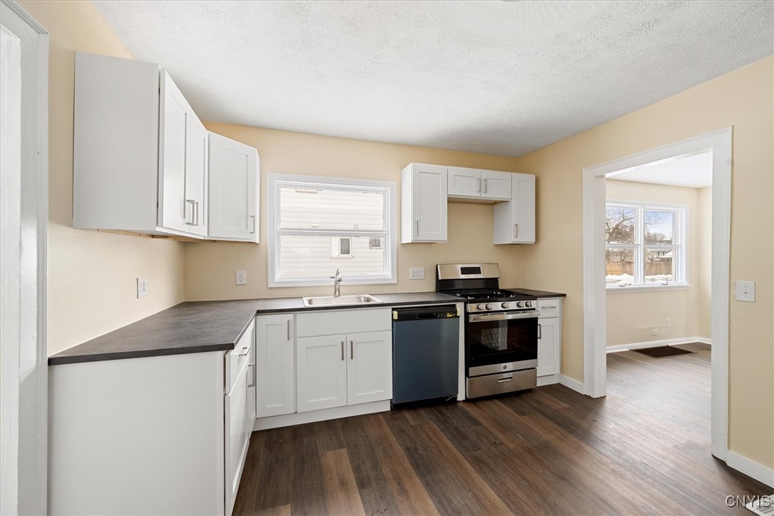 546 Stone Street Oneida, NY 13421 - Photo 10 of 38