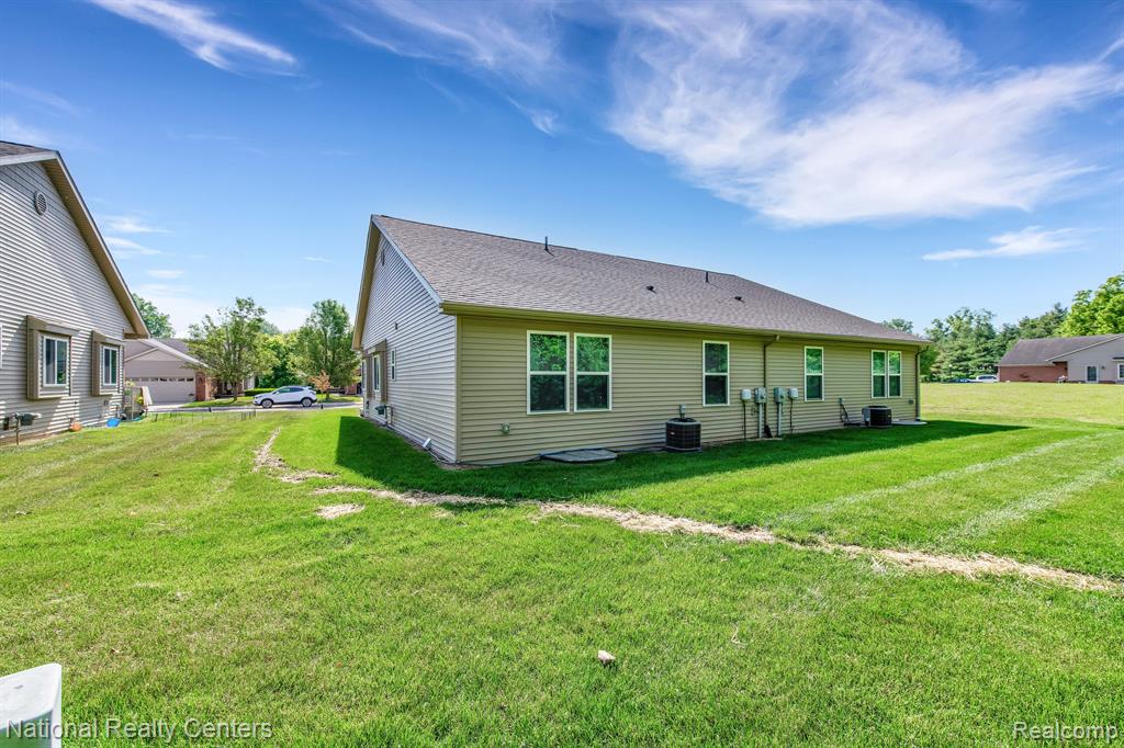 808 Chelsea Ridge Court, Unit 22 Howell, MI 48843 - Photo 22 of 26