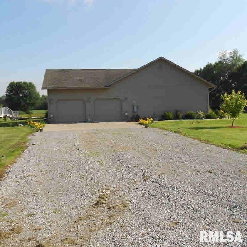 7709 Shelty Road Benton, IL 62812 - Photo 18 of 26