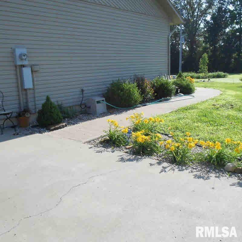 7709 Shelty Road Benton, IL 62812 - Photo 24 of 26