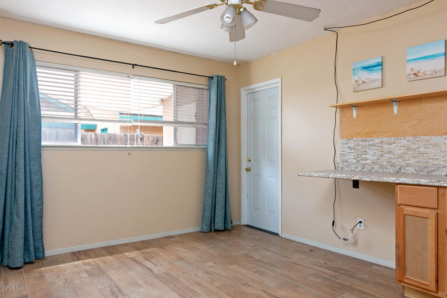 410 South Carrillo Road Ojai, CA 93023 - Photo 22 of 35 410 S Carrillo Rd-022-023-Bedroom-MLS_Si