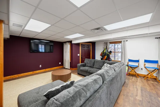 $1,399,000 | 95 Birch Bark Lane, Big Sandy, TN 38221