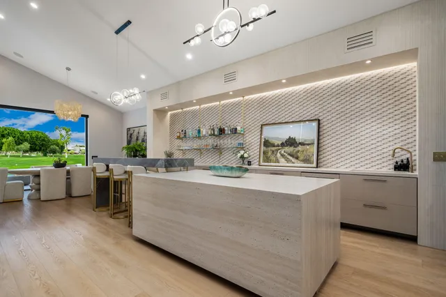 $1,895,000 | 150 Running Springs Drive, Palm Desert, CA 92211