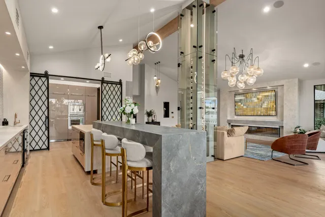 $1,895,000 | 150 Running Springs Drive, Palm Desert, CA 92211