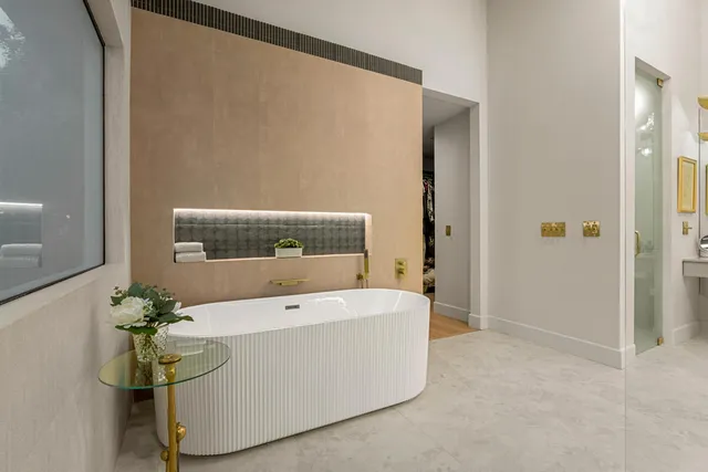 $1,895,000 | 150 Running Springs Drive, Palm Desert, CA 92211