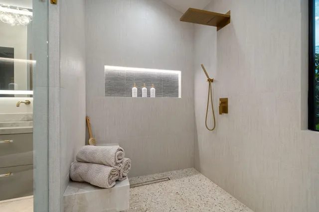 $1,895,000 | 150 Running Springs Drive, Palm Desert, CA 92211