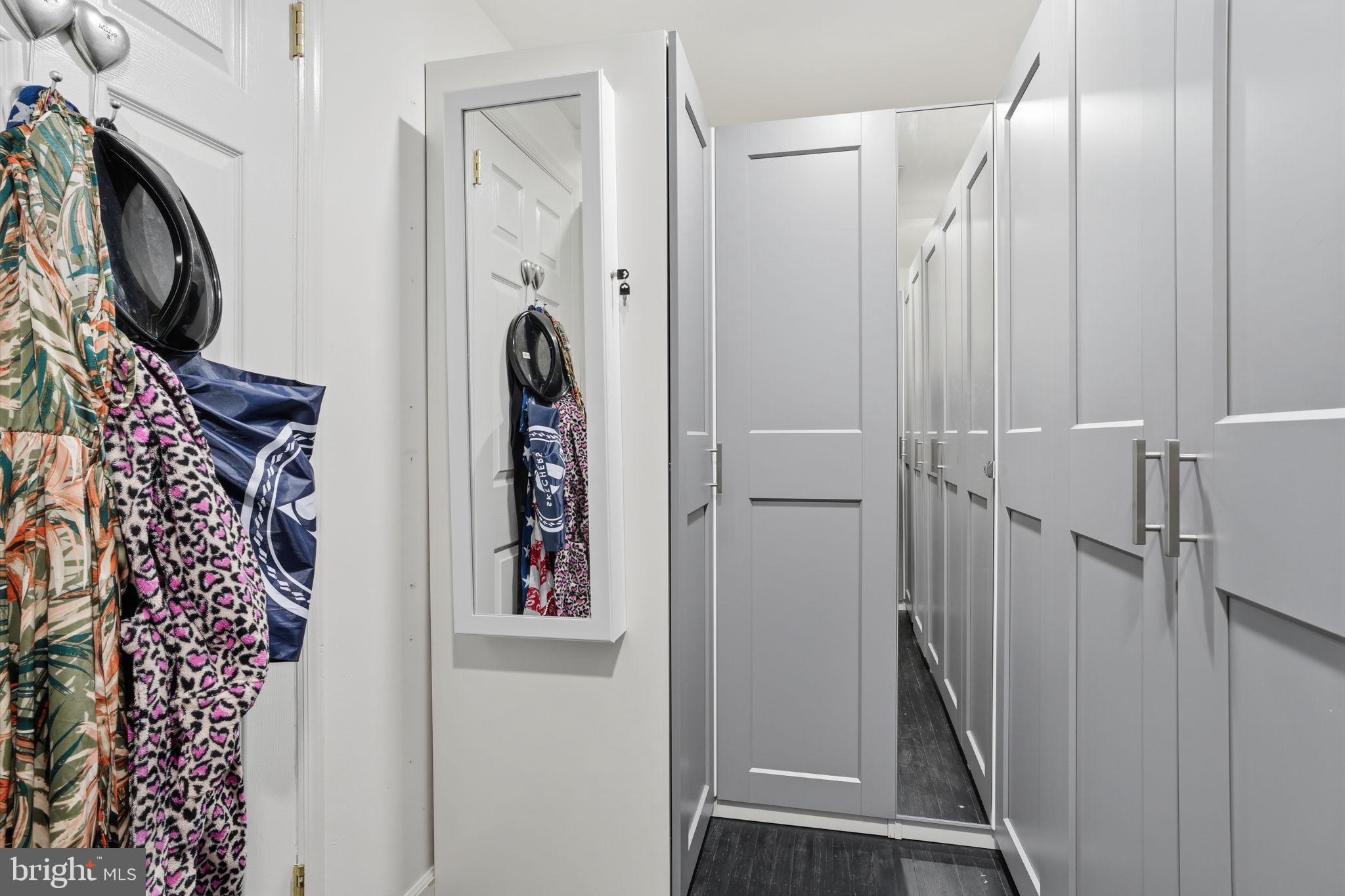 621 River Road Yardley, PA 19067 - Photo 29 of 75 Walk-in closet